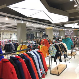 北京库存服装批发 品牌折扣连衣裙一手货源，工厂直销无中间环节指南
