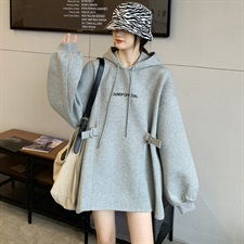 茵蔓服饰批发生意经 从货捕头数据洞察市场风向